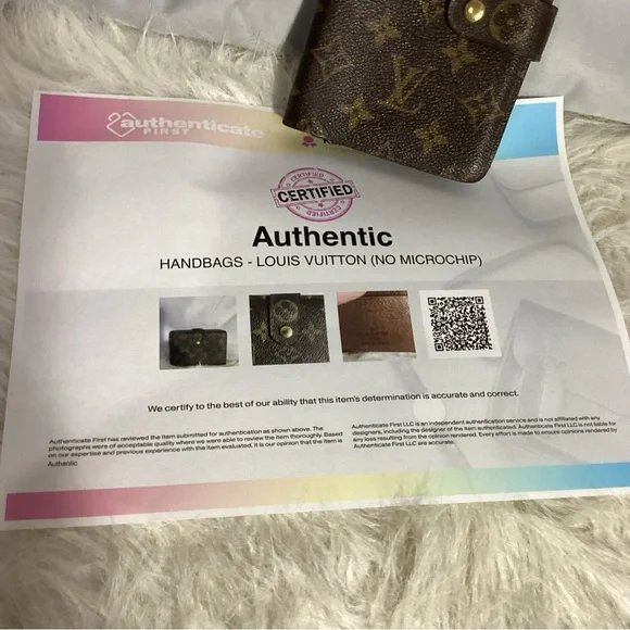 SOLD………..Louis Vuitton Monogram Porte Papier Code SP0979 Zip Snap Wallet - Picture 13 of 15